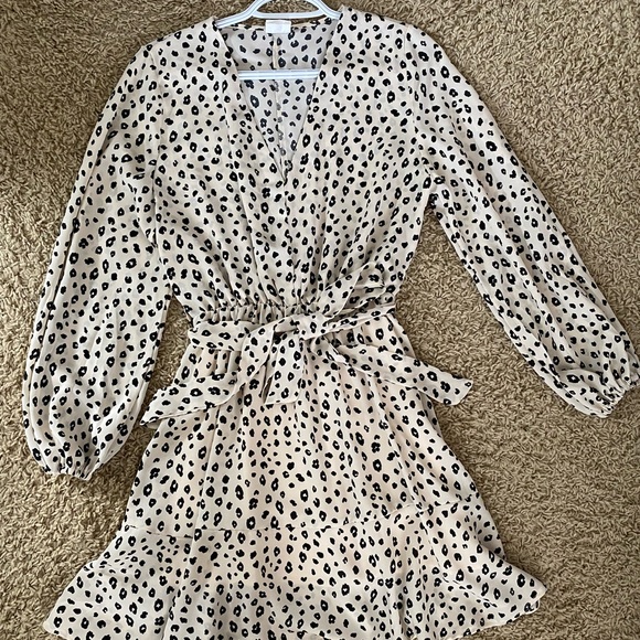 Leopard Print Long Sleeve Dress - Size Small - Picture 1 of 4